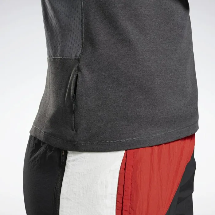 Hoodies and Sweatshirts Womens Reebok Running Essentials Quarter Zip Black