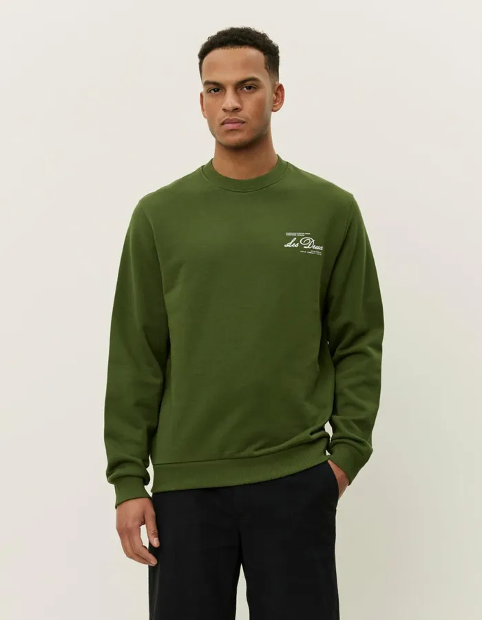 HoodiesSweatshirts Men Les Deux Scandinavian Sweatshirt 8211 Chive GreenWhite