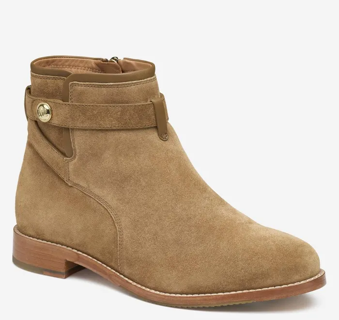 JohnstonandMurphy Boots and Booties Darby Snap Bootie Chesnut Suede 8211 Women JohnstonandMurphy Boots and Booties Darby Snap Bootie Chesnut Suede 8211 Women