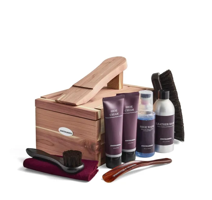 JohnstonandMurphy Shoe Care and Accessories Cedar Shoe Care Kit Cedar 8211 Men