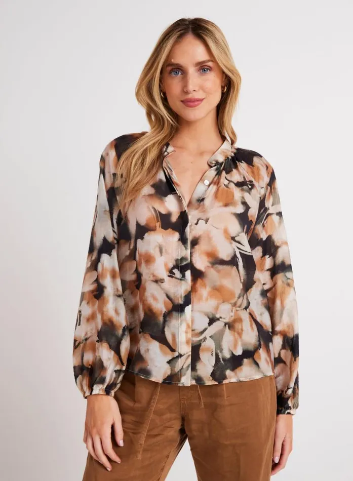 Long Sleeve Shirred Raglan Shirt 8211 Harvest Floral Print Women Bella Dahl Long Sleeve Long Sleeve Shirred Raglan Shirt 8211 Harvest Floral Print Women Bella Dahl Long Sleeve