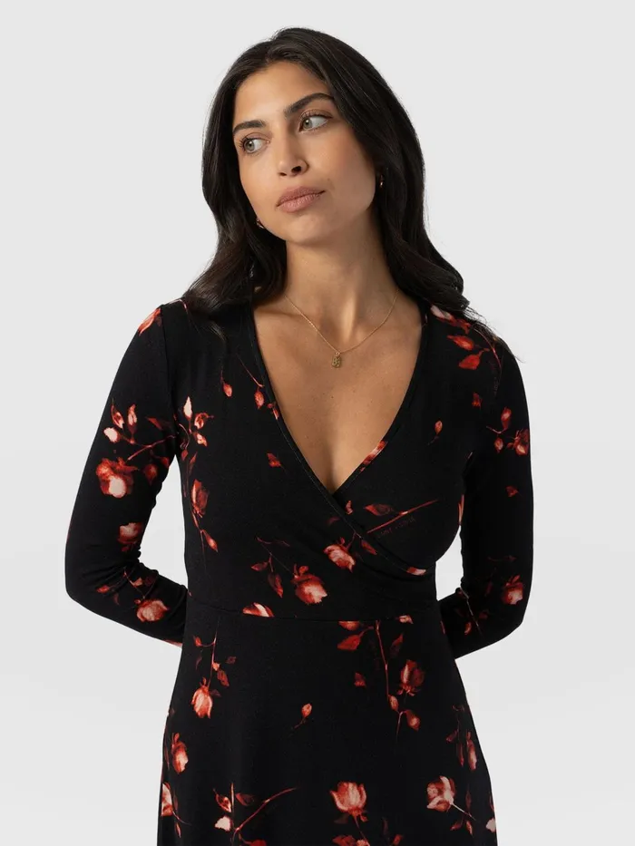 Maggie Wrap Midi Dress 8211 Dark Roses Dark Roses Women Saint And Sofia Dresses