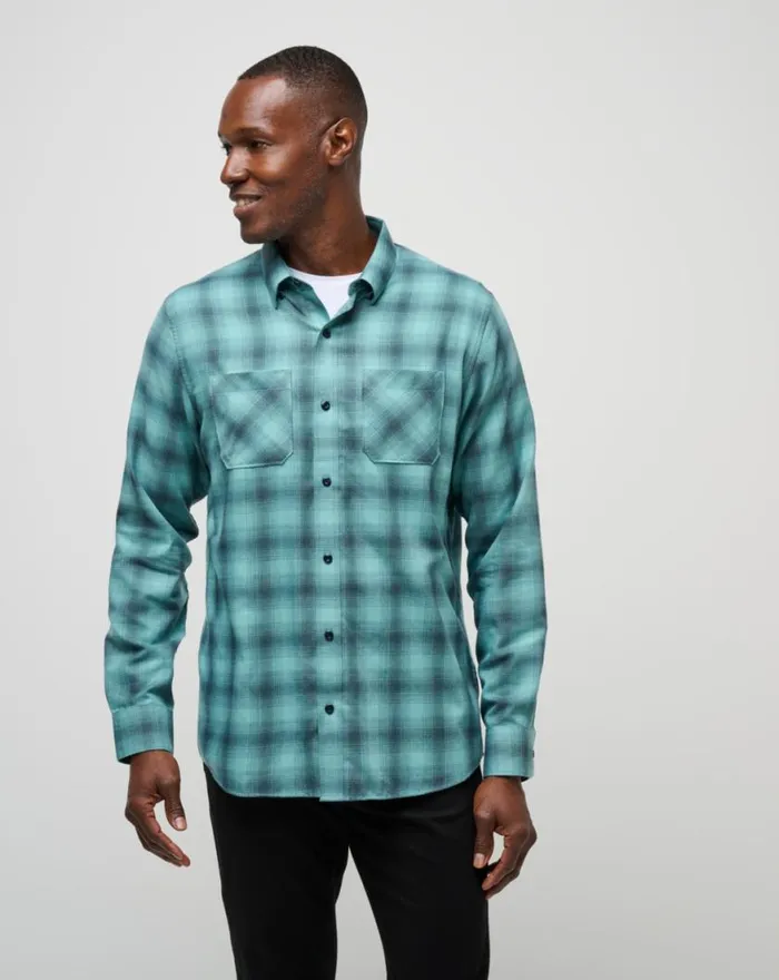 Men CLOUD FLANNEL PLAID BUTTONUP Total Eclipsecameo TravisMathew ButtonUps