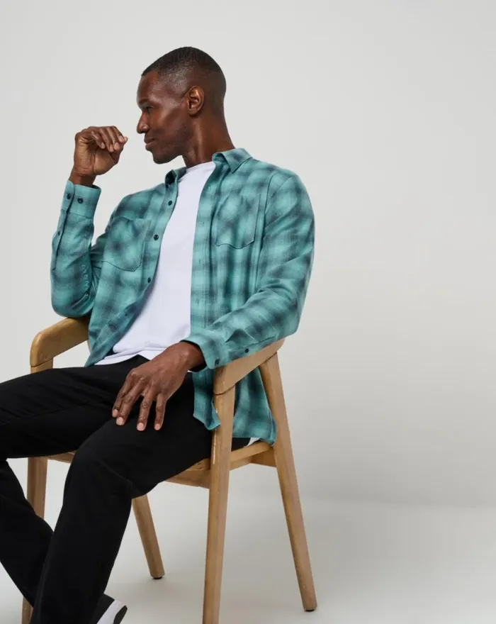 Men CLOUD FLANNEL PLAID BUTTONUP Total Eclipsecameo TravisMathew ButtonUps Men CLOUD FLANNEL PLAID BUTTONUP Total Eclipsecameo TravisMathew ButtonUps