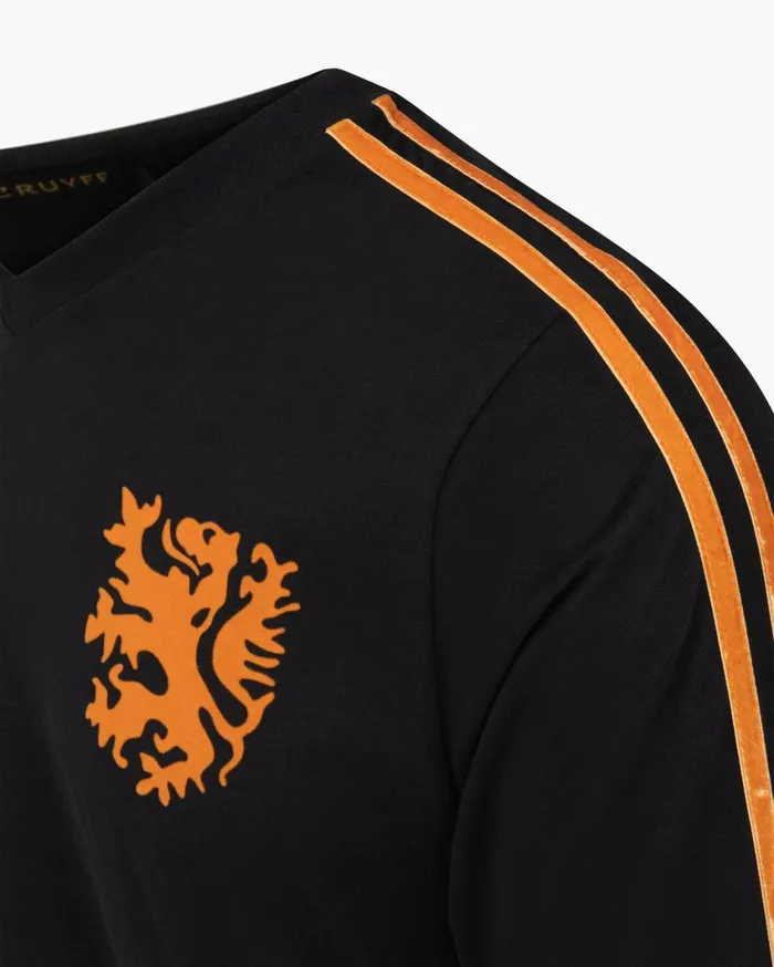 Men Cruyff Sweats and Hoodies World Cup Tee LS Black Men Cruyff Sweats and Hoodies World Cup Tee LS Black