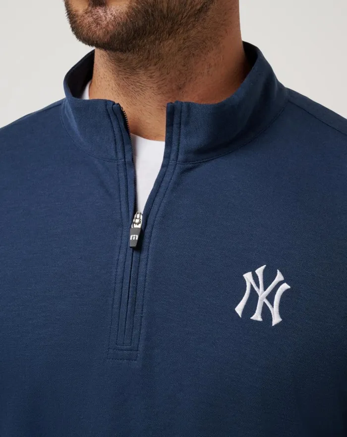 Men NEW YORK YANKEES TIME TO TAILGATE QUARTER ZIP Navy TravisMathew Quarter Zips