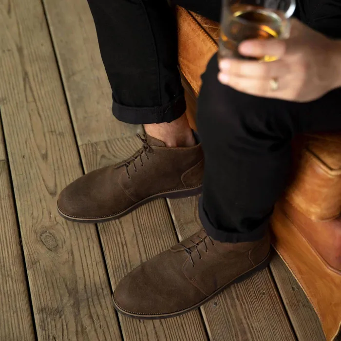 Men Nisolo Boots Daytripper Chukka Boot Waxed Brown