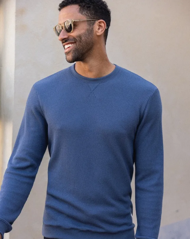 Men NONREV LONG SLEEVE CREW Mood Indigovintage Indigo TravisMathew Hoodies and Sweatshirts