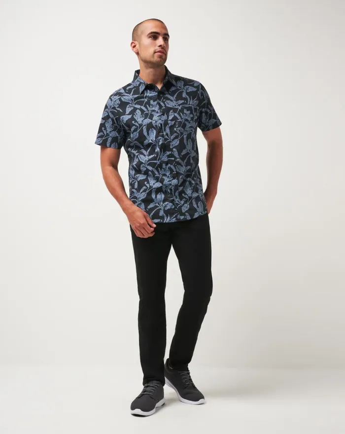 Men PHOTO FINISH BUTTONUP Black TravisMathew ButtonUps Men PHOTO FINISH BUTTONUP Black TravisMathew ButtonUps