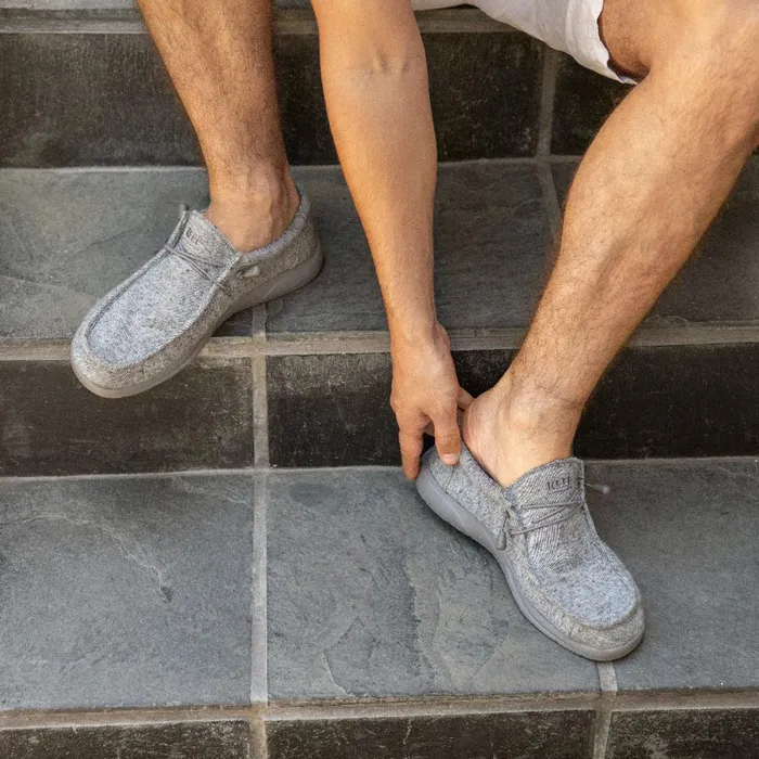 Men Reef Shoes Cushion Coast Light Grey Men Reef Shoes Cushion Coast Light Grey