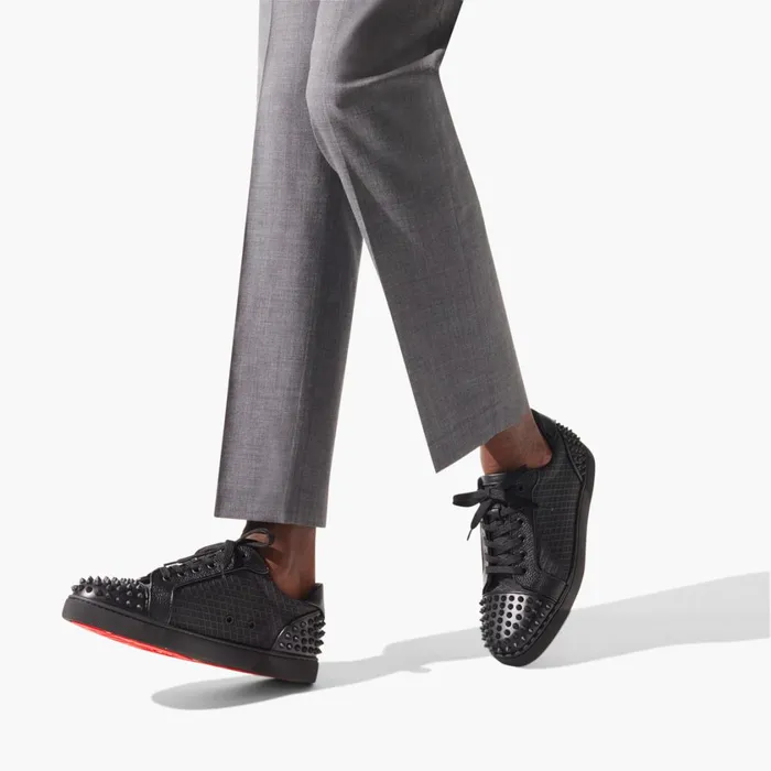 Men Seavaste 2 Sneakers 8211 Calf Leather And Spikes 8211 Black Black Christian Louboutin Low Top Sneakers