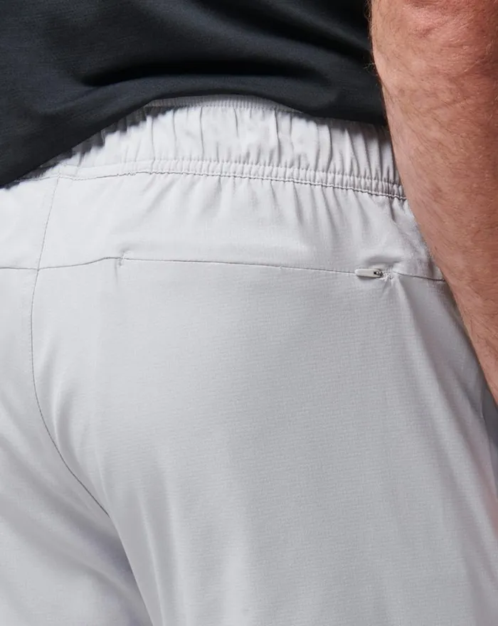 Men WANDERLUST EWAIST SHORT 75IN Micro Chip TravisMathew Shorts