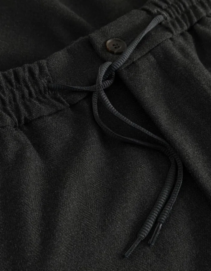 Pants Men Les Deux Como Herringbone Tapered Drawstring Pants 8211 CharcoalGrey Melange