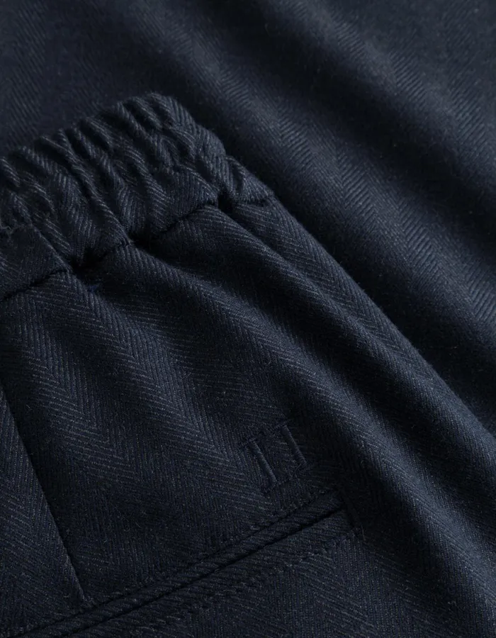 Pants Men Les Deux Como Herringbone Tapered Drawstring Pants 8211 Dark NavyDark Grey Melange
