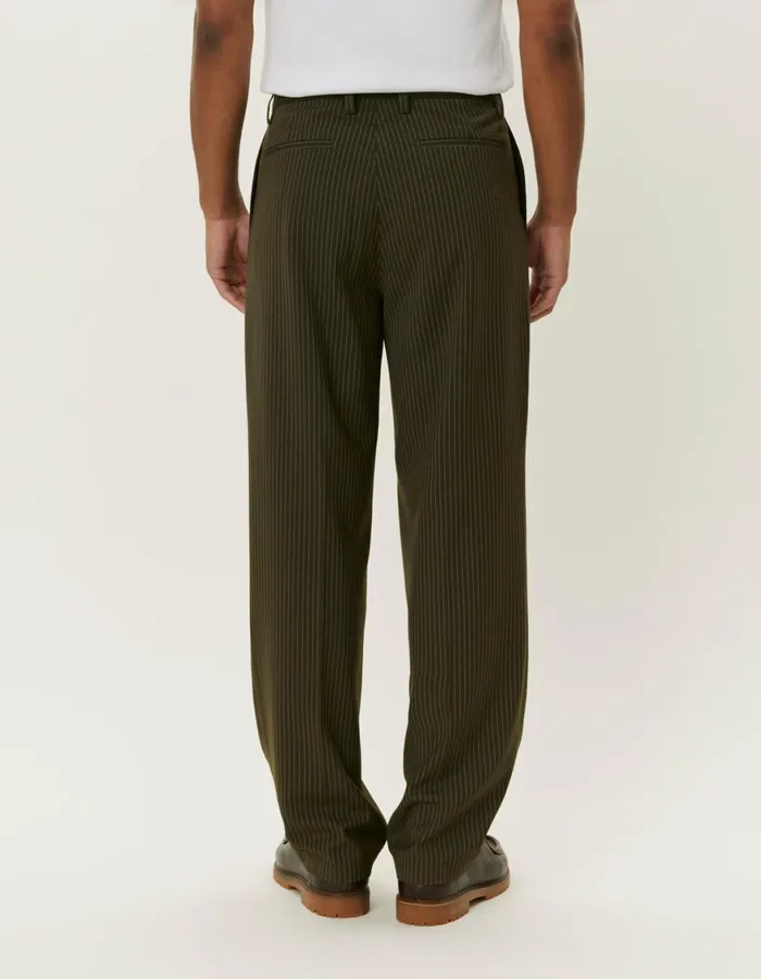 Pants Men Les Deux Reece Pleated Pinstripe Suit Pants 8211 Forest GreenLight Grey
