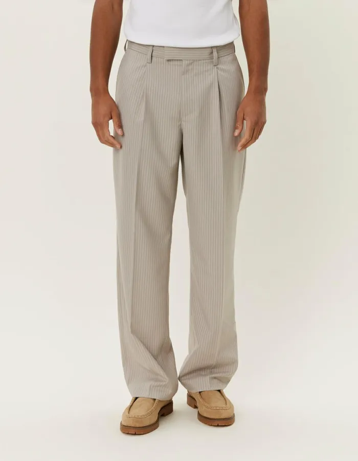 Pants Men Les Deux Reece Pleated Pinstripe Suit Pants 8211 Light SandWalnut
