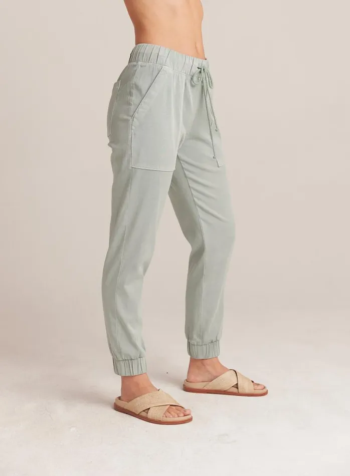 Pocket Jogger 8211 Oasis Green Women Bella Dahl Joggers Pocket Jogger 8211 Oasis Green Women Bella Dahl Joggers