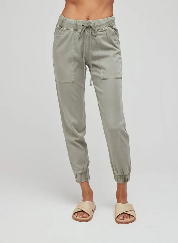 Pocket Jogger 8211 Soft Army Women Bella Dahl Joggers Pocket Jogger 8211 Soft Army Women Bella Dahl Joggers