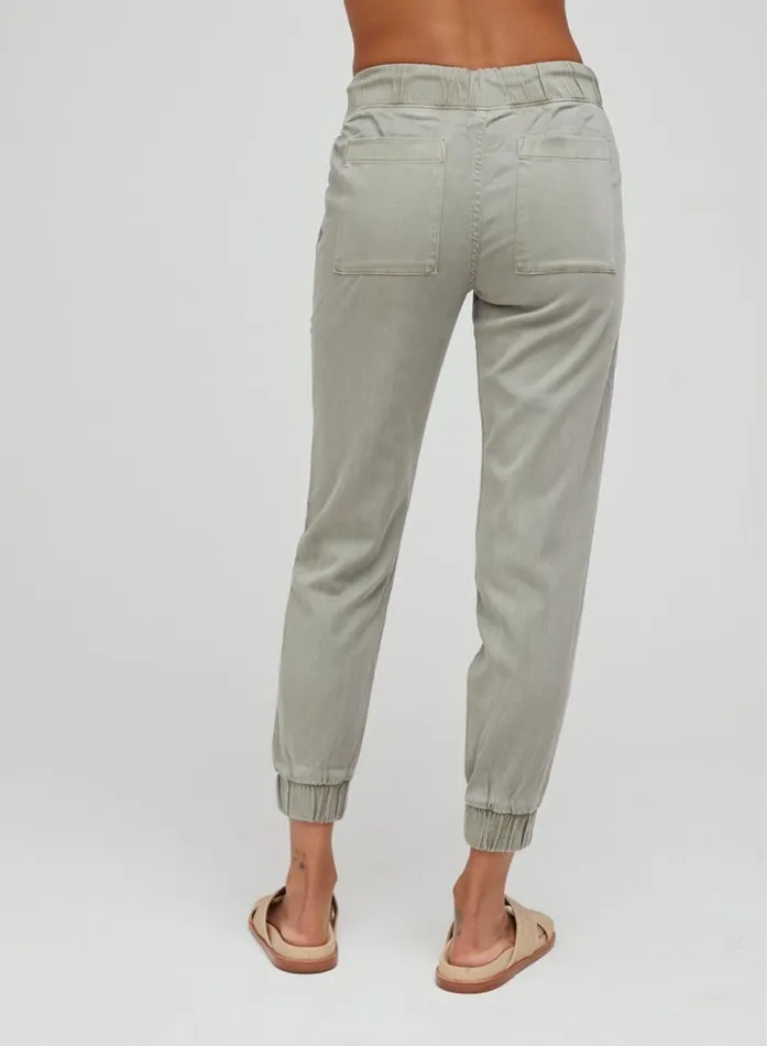 Pocket Jogger 8211 Soft Army Women Bella Dahl Joggers Pocket Jogger 8211 Soft Army Women Bella Dahl Joggers