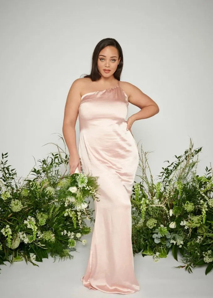 Pretty Lavish Bridesmaid Dresses Women Amelia Maxi Bridesmaid Dress Curve Matte True Blush