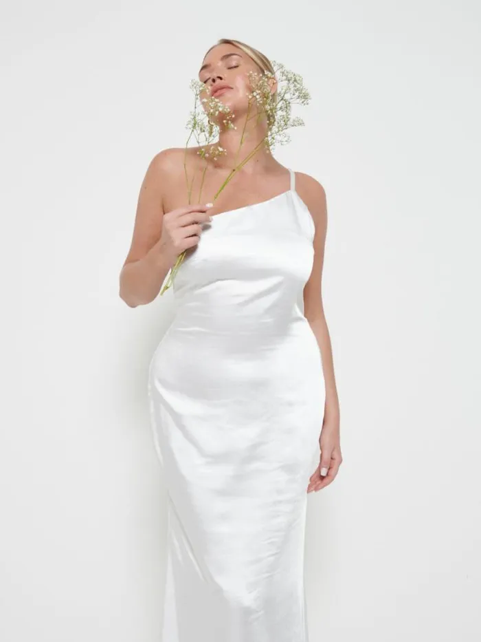 Pretty Lavish Bridesmaid Dresses Women Amelia Maxi Bridesmaid Dress Ivory