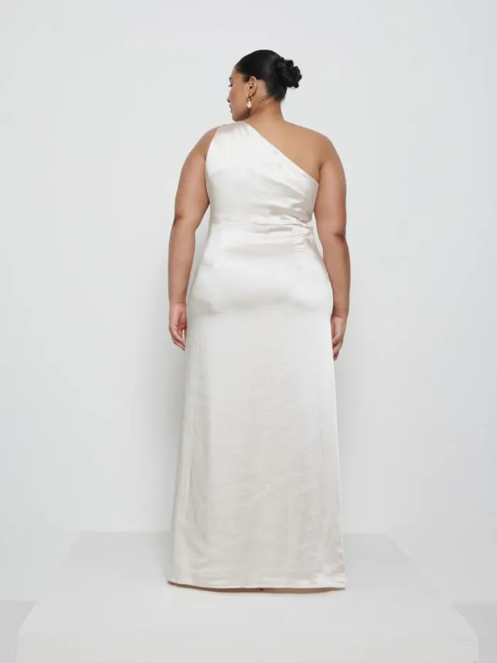 Pretty Lavish Bridesmaid Dresses Women Amelia Ruched Maxi Bridesmaid Dress Curve Champagne