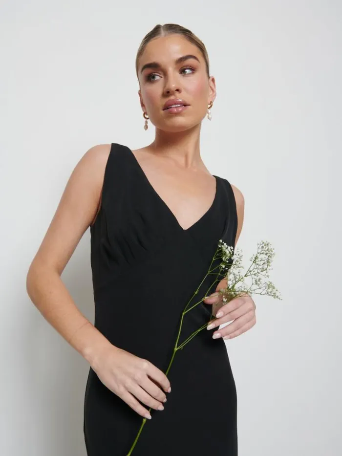 Pretty Lavish Bridesmaid Dresses Women Esmee Crepe Maxi Bridesmaid Dress Black