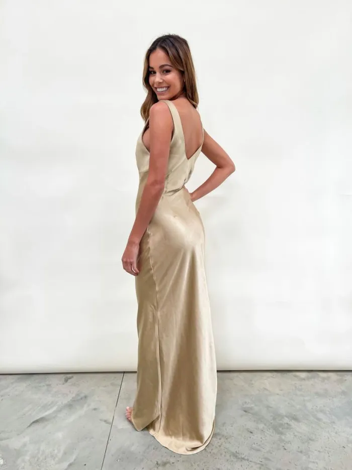 Pretty Lavish Bridesmaid Dresses Women Piper Maxi Dress Bronze