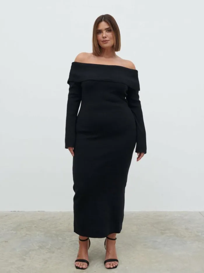 Pretty Lavish Curve Women Soreya Bardot Knit Dress Black