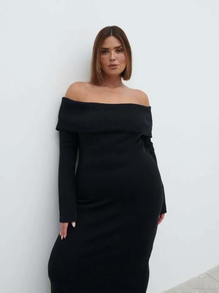 Pretty Lavish Curve Women Soreya Bardot Knit Dress Black