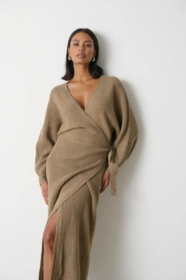 Pretty Lavish Dresses Women Aidan Cosy Wrap Dress Brown