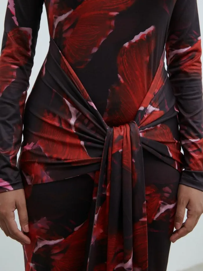 Pretty Lavish Dresses Women Emmeline High Neck Jersey Maxi Dress Print
