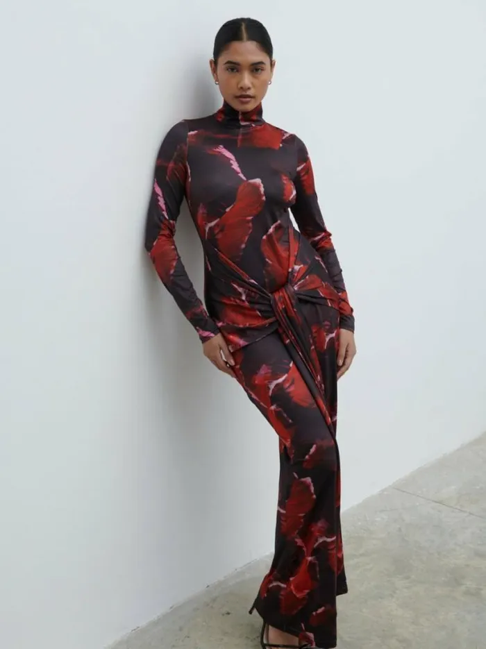 Pretty Lavish Dresses Women Emmeline High Neck Jersey Maxi Dress Print