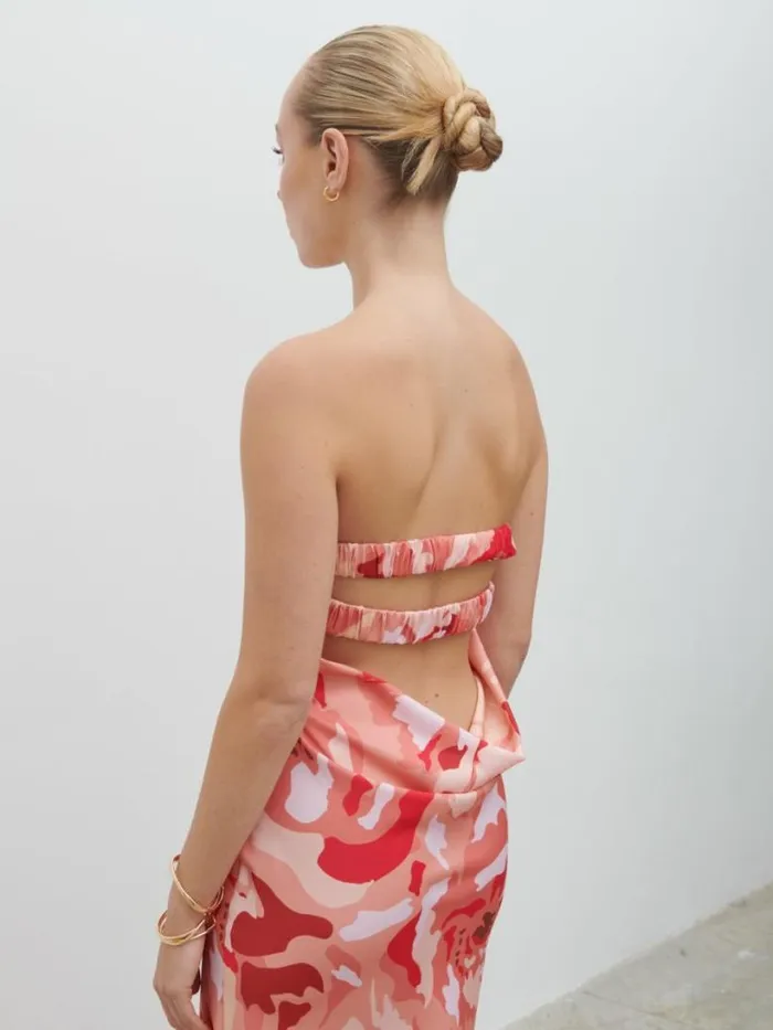 Pretty Lavish Dresses Women Heather Bandeau Maxi Dress Abstract Multi Floral
