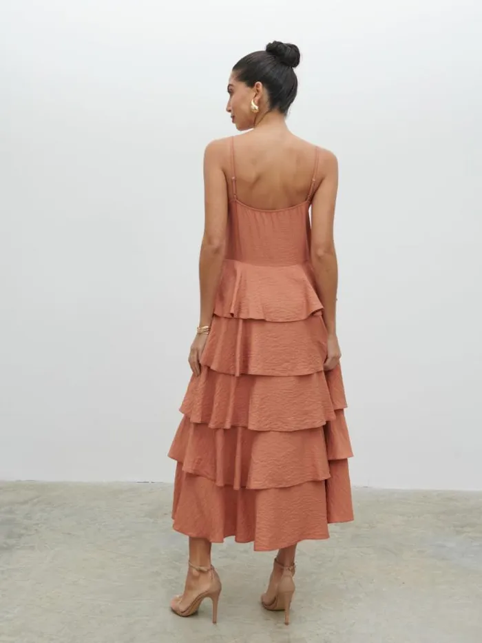 Pretty Lavish Dresses Women Lissy Textured Midaxi Dress Tan Blush
