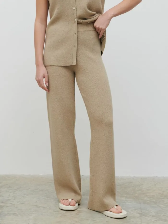 Pretty Lavish Everyday Staples Women Kourtney Knit Trousers Beige