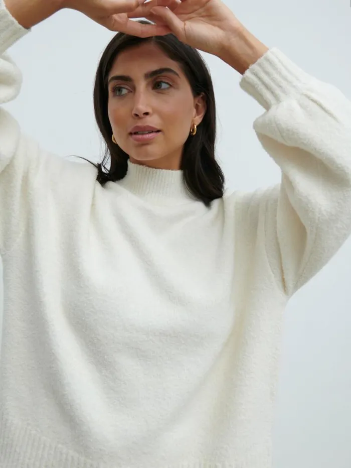 Pretty Lavish Knitwear Women Camille Balloon Sleeve Knit Jumper Cream
