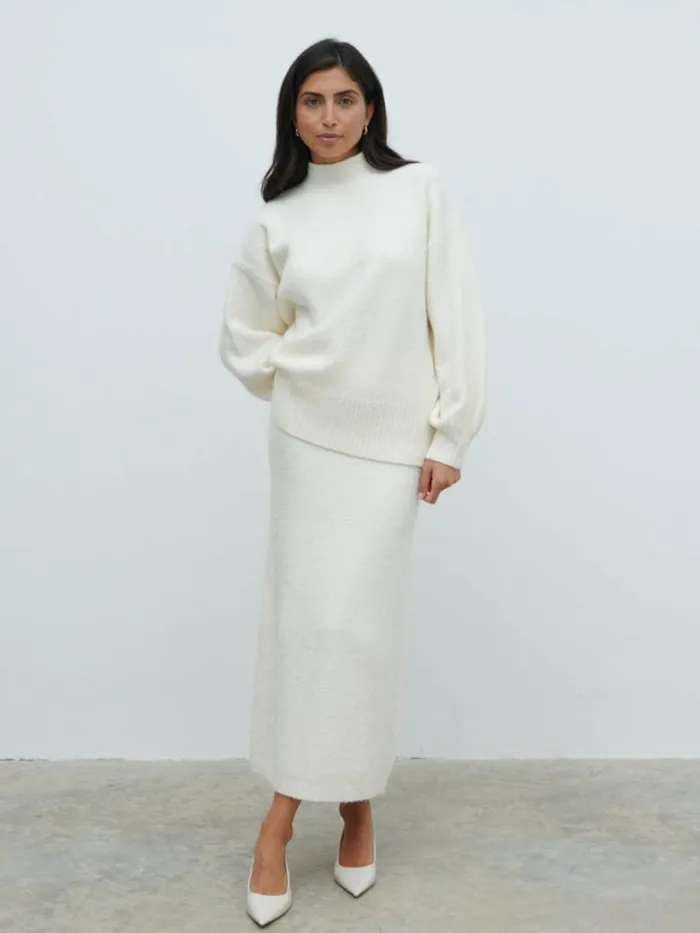 Pretty Lavish Knitwear Women Camille Balloon Sleeve Knit Jumper Cream