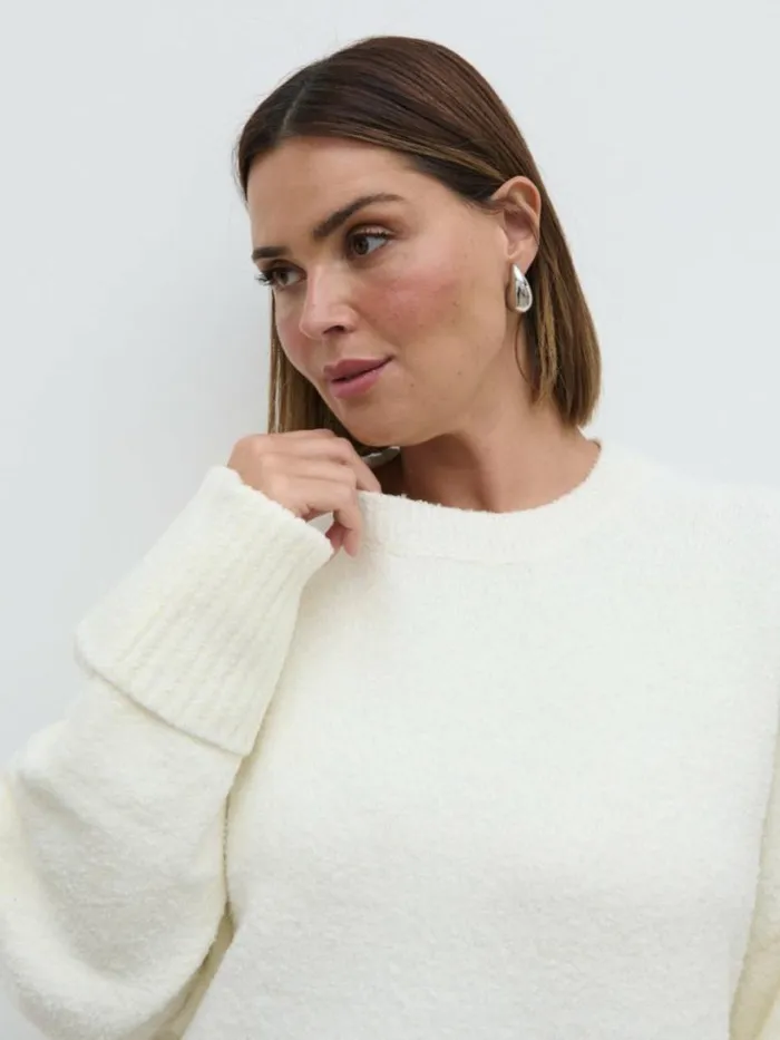 Pretty Lavish Knitwear Women Camille Oversized Borg Jumper Cream