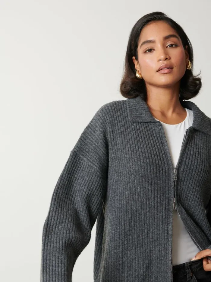 Pretty Lavish Knitwear Women Carla Zipped Knit Jumper Grey