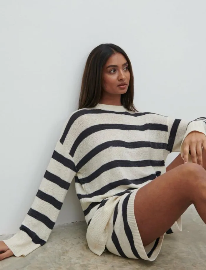 Pretty Lavish Knitwear Women Dakota Stripe Knit Jumper Cream And Navy Stripe