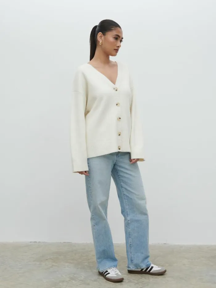 Pretty Lavish Knitwear Women Makai Oversized Cardigan Cream