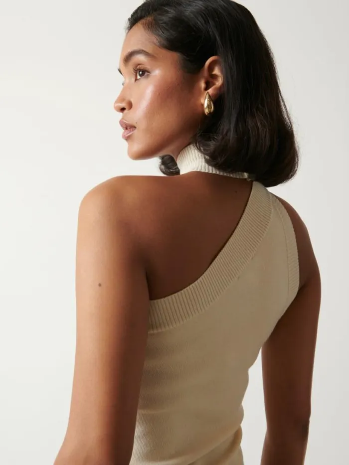 Pretty Lavish Knitwear Women Mia Turtle Neck Asymmetric Knit Top Cream
