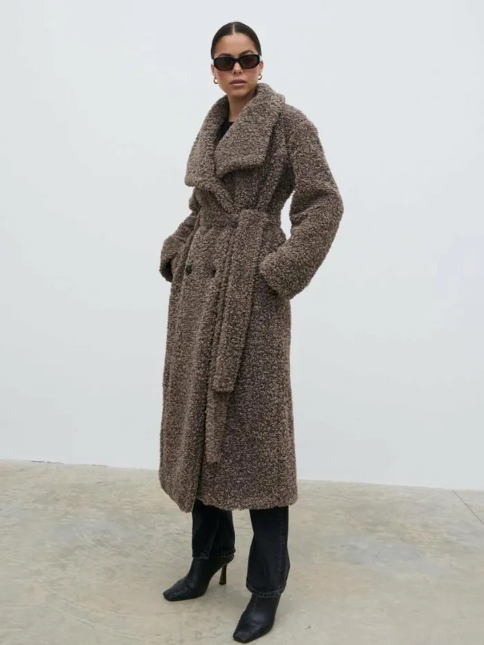 Pretty Lavish Outerwear Women Mahli Shaggy Texture Robe Coat Brown