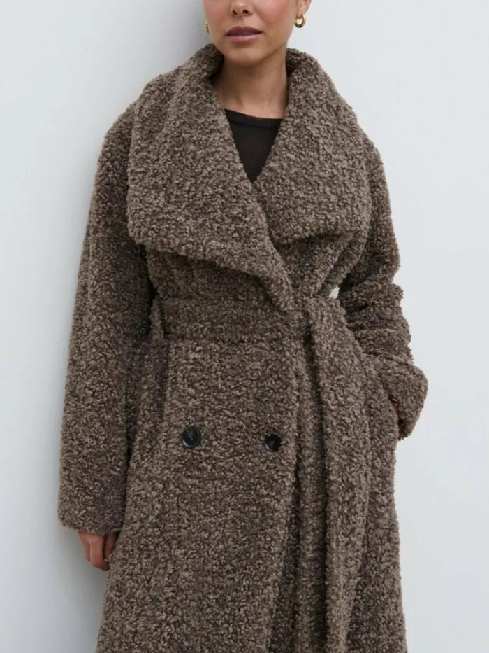 Pretty Lavish Outerwear Women Mahli Shaggy Texture Robe Coat Brown