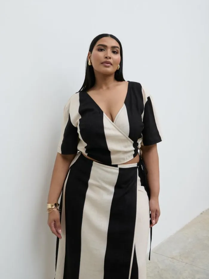 Pretty Lavish Sets Women Chaya Printed Wrap Top Curve Cream And Black