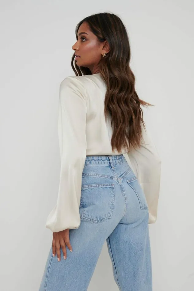 Pretty Lavish Tops Women Janis Blouse Cream