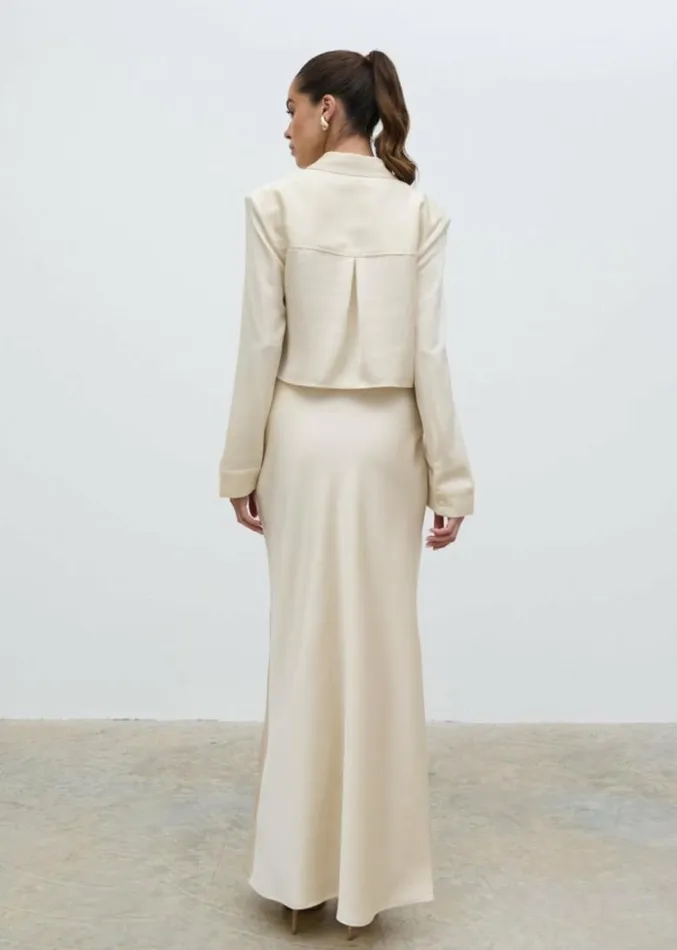 Pretty Lavish Tops Women Lonnie Satin Boxy Shirt Cream