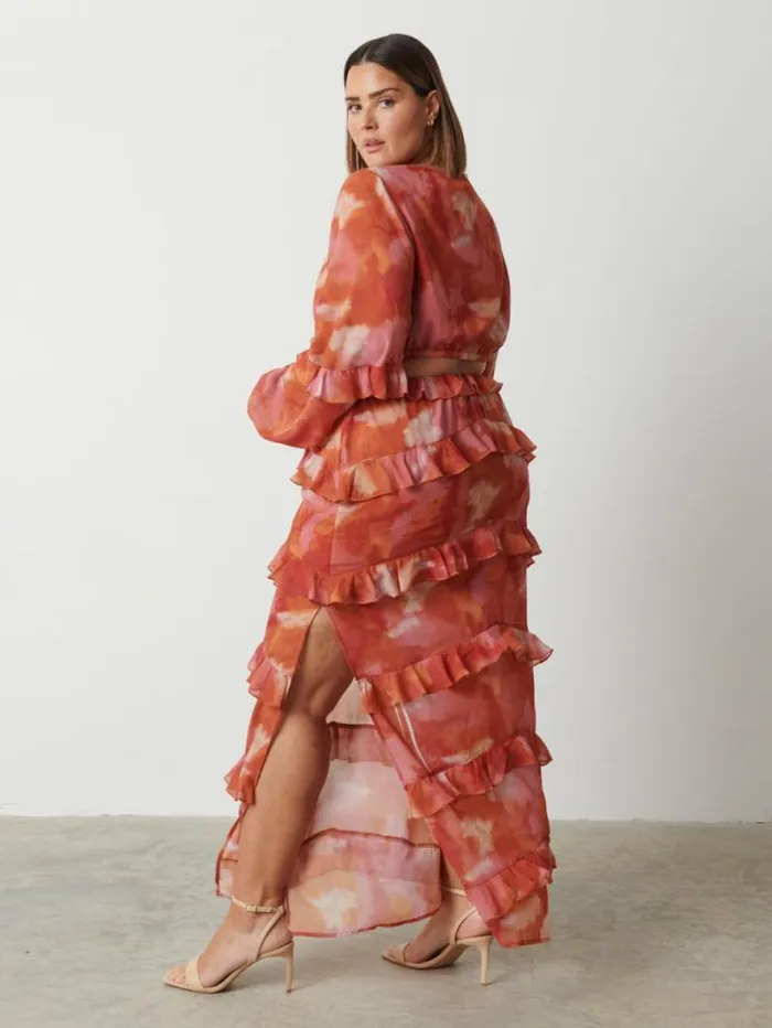 Pretty Lavish Wedding Guest Women Evie Ruffle Maxi Dress Curve Abstract Watercolour