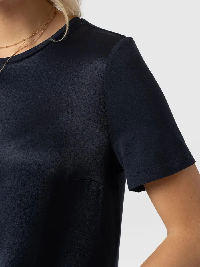 Rayner Contrast Tee 8211 Navy Navy Women Saint And Sofia TShirts and Tanks